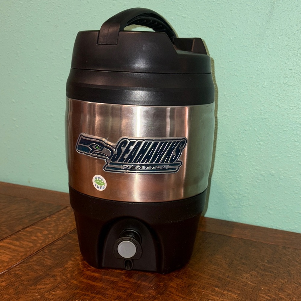 Brand new Seattle Seahawks Stainless Steel Tailgate keg. 1 gallon.